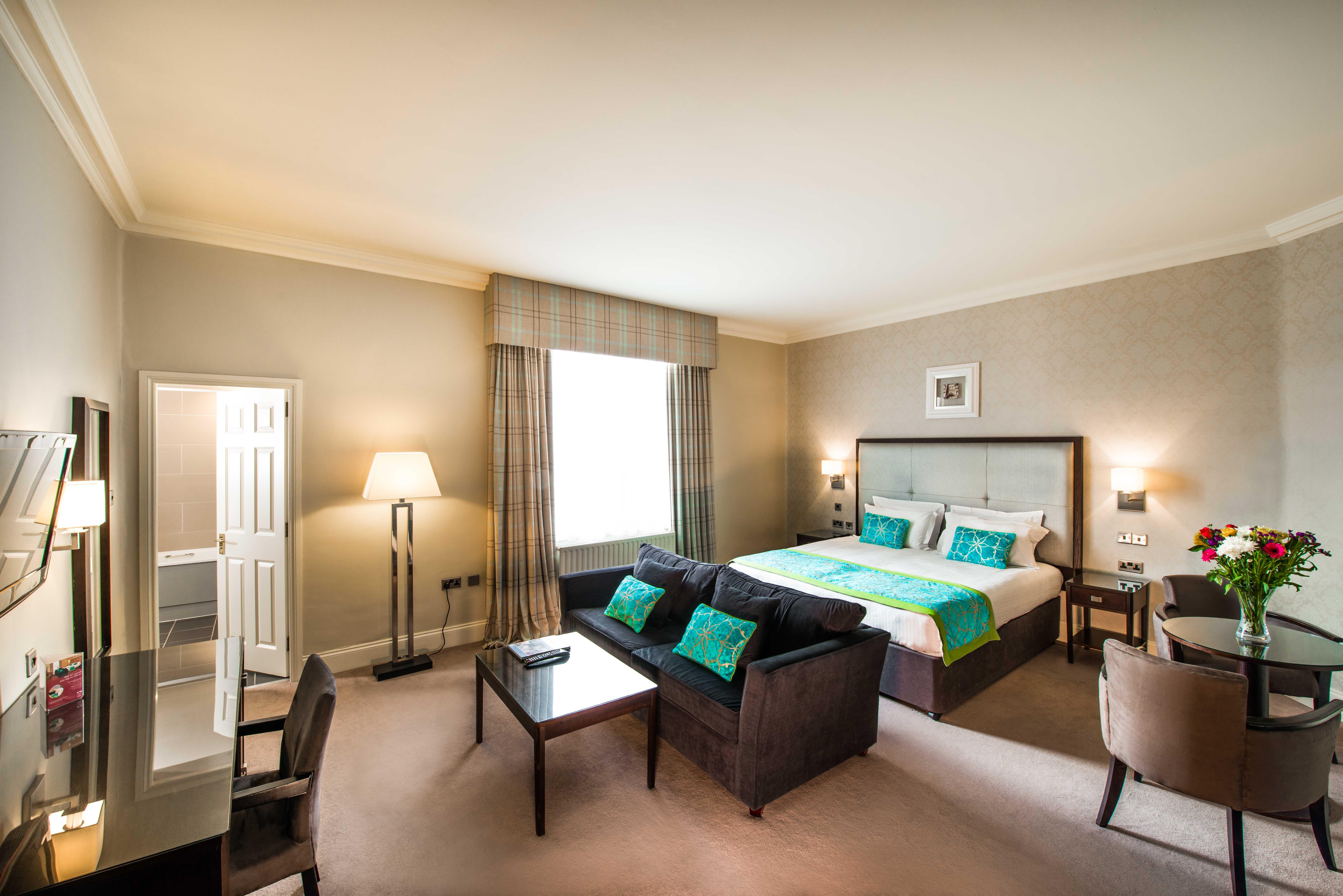 Leonardo Edinburgh City Екстериор снимка