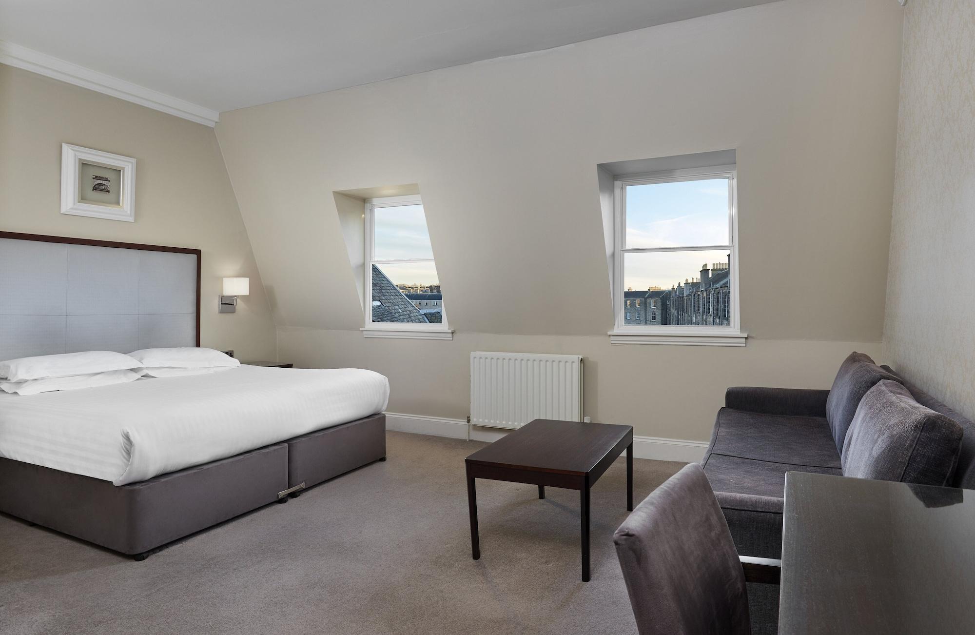 Leonardo Edinburgh City Екстериор снимка