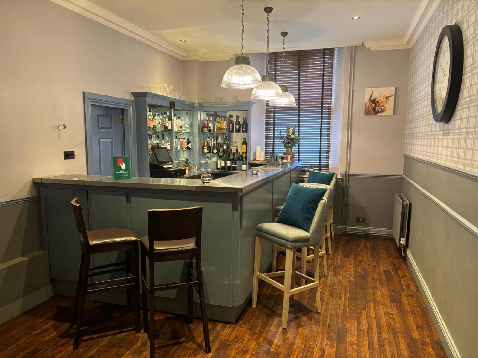 Leonardo Edinburgh City Екстериор снимка